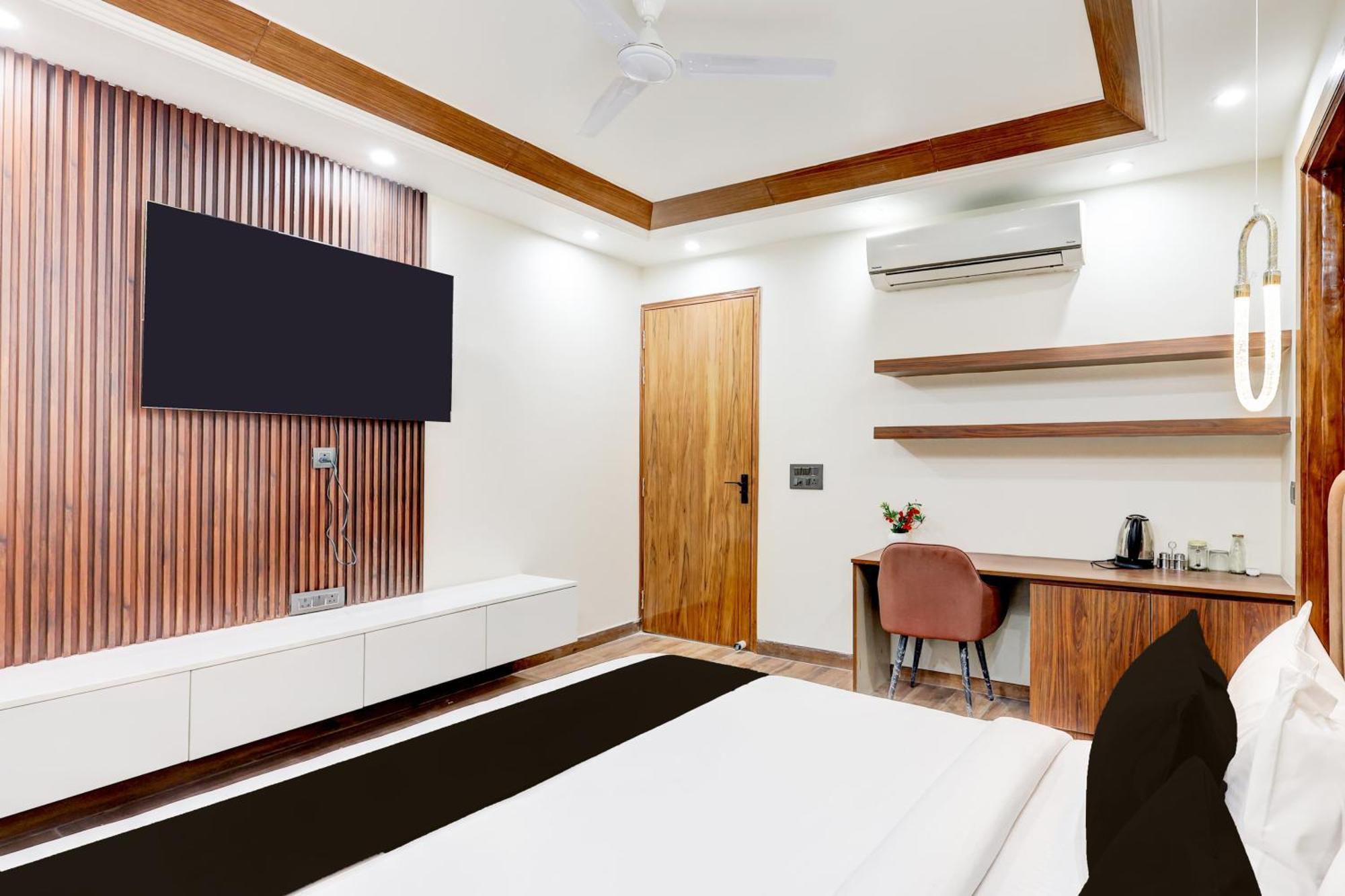 Super Hotel O Sector 43 Gurgaon Exterior foto